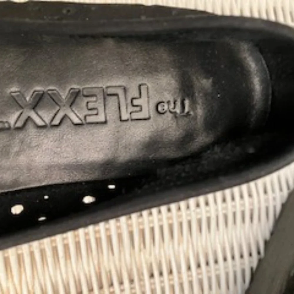 The Flexx Black Comfortable Mini-Wedge Shoe Size 8-1/2 Excellent - Picture 5 of 7